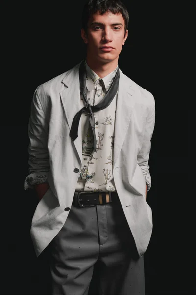 Look 8